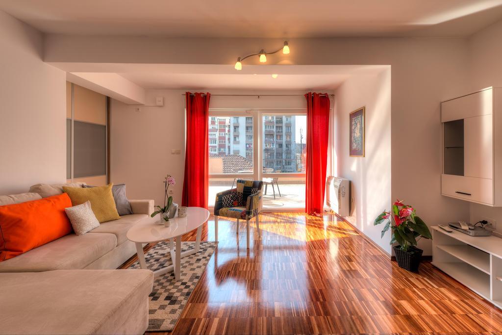 Apartments City Center 티바트 외부 사진