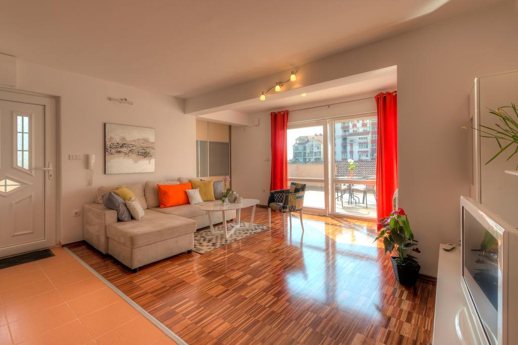 Apartments City Center 티바트 외부 사진