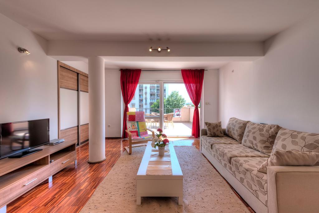 Apartments City Center 티바트 외부 사진